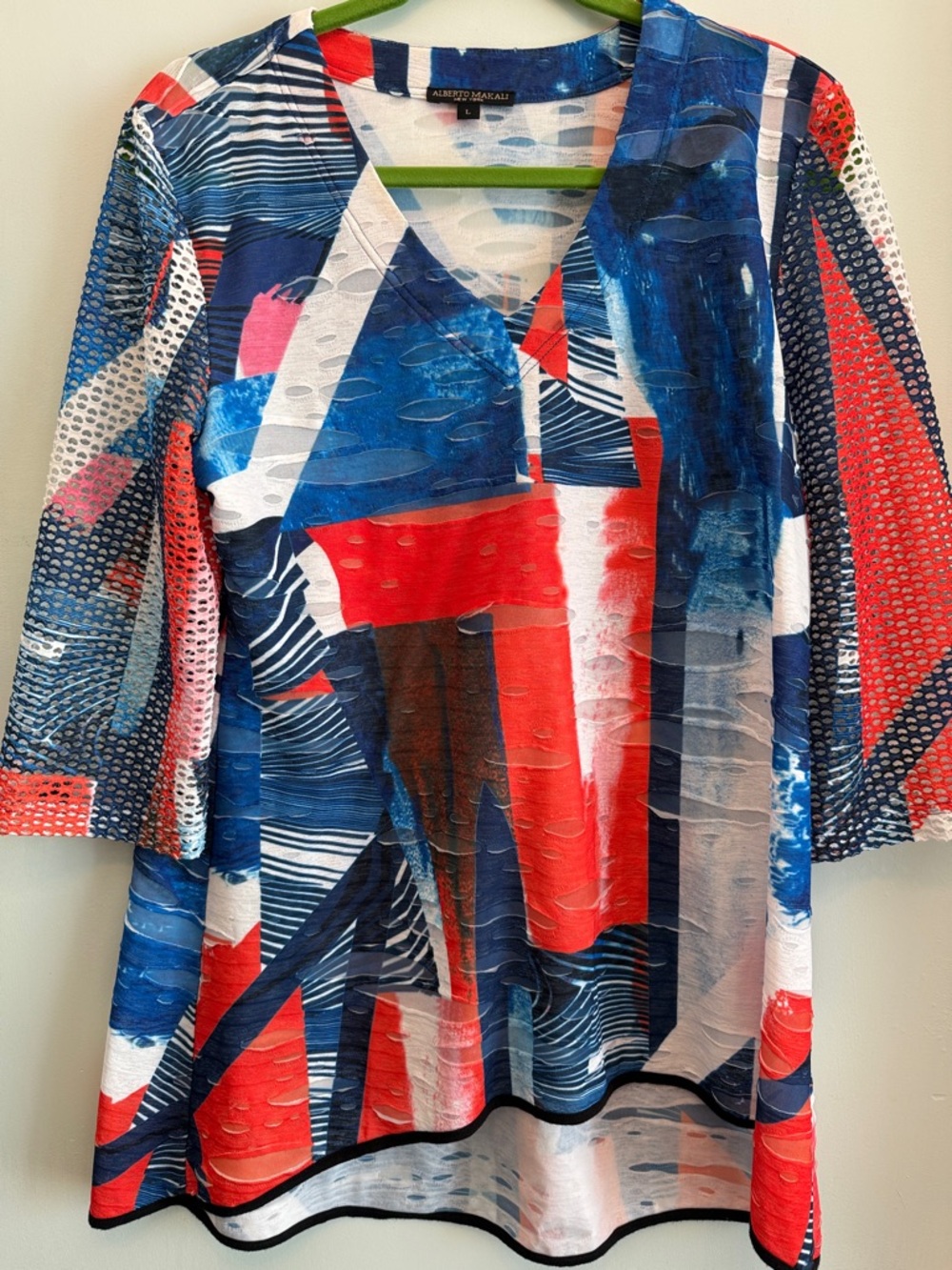Alberto Makali Abstract V-Neck Tunic in Blue, Red, White with 3/4 sleeves